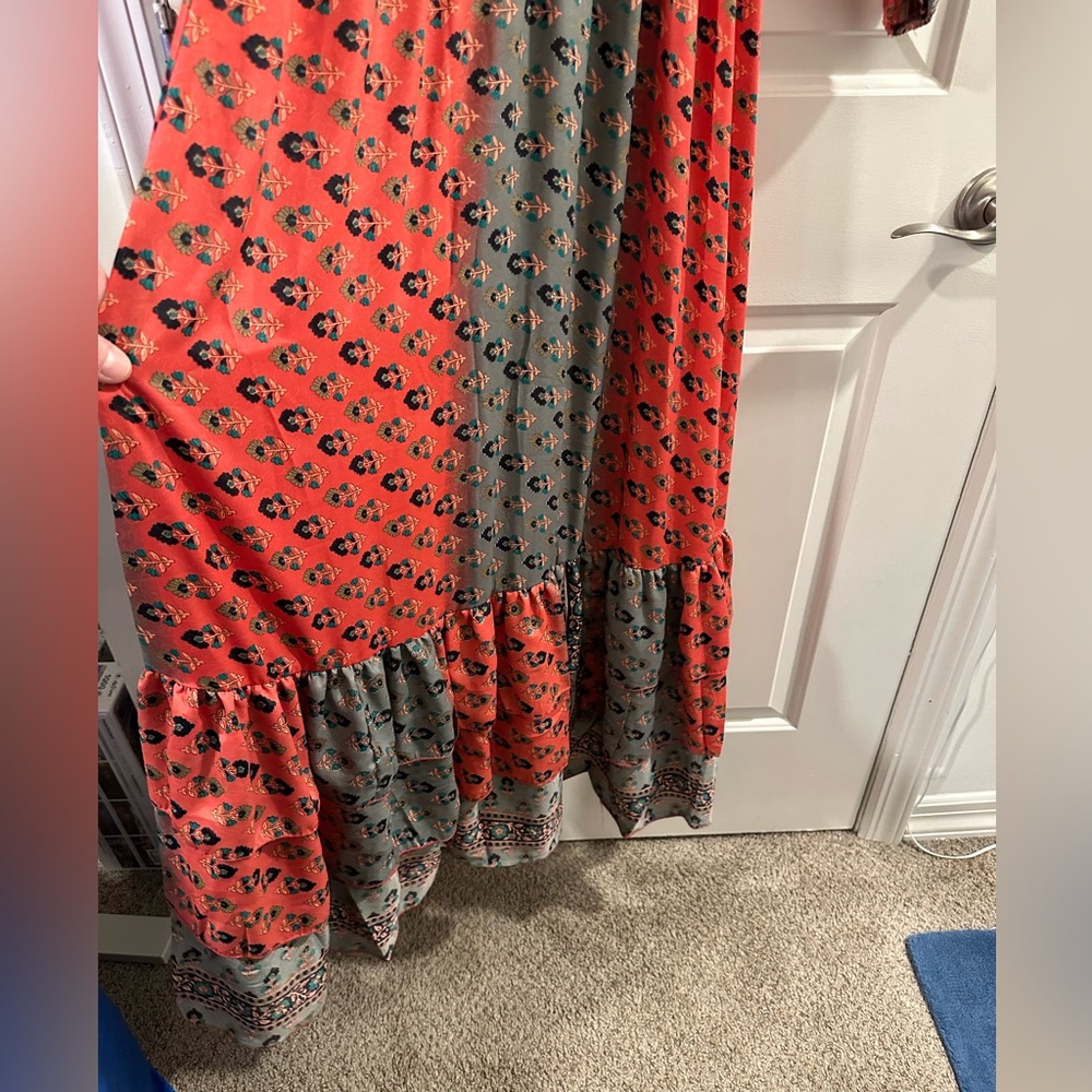 Anthropologie Raga Maxi Dress with Tiered Skirt in Burnt Orange Floral Print - Picture 3 of 9